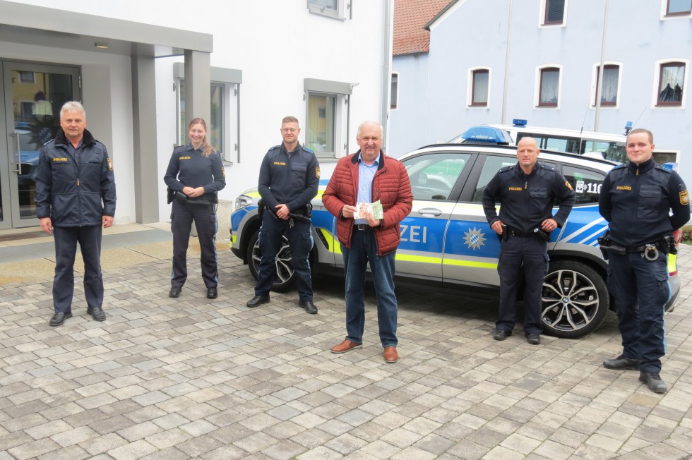 Polizei Eschenbach spendet