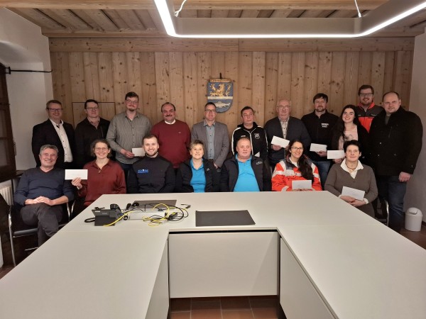 Eslarner Heimatfest: Shuttleservice sammelt 5000 Euro f&uuml;r guten Zweck