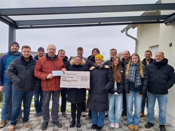 Heselbacher Weihnachtsmarkt spendet an schwerst- und krebskranke Kinder