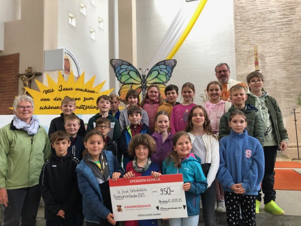 Kommunionkinder aus Unterköblitz spenden 950 €